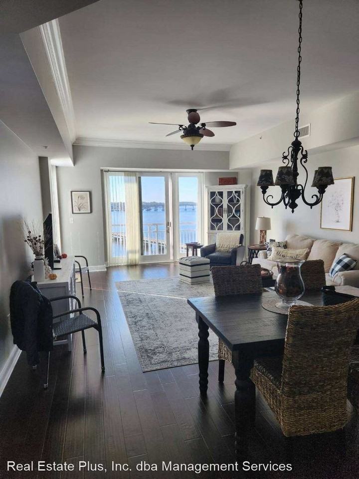 421 Sky Sail Blvd - Photo 2 of 36