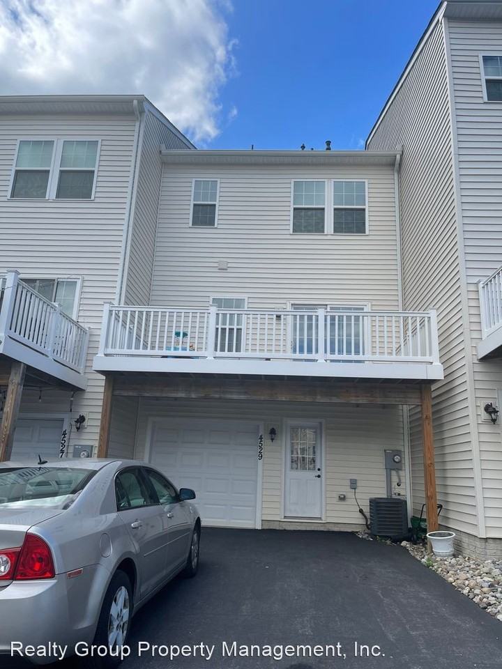 4529 Landsdale Pkwy - Photo 3 of 30