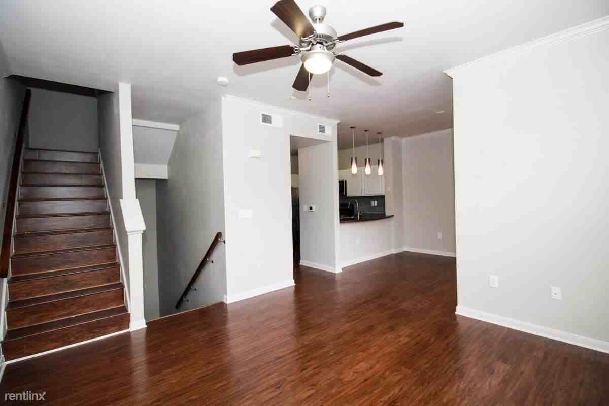 250 Treeline Park Apartments in San Antonio, TX 78209 Zumper