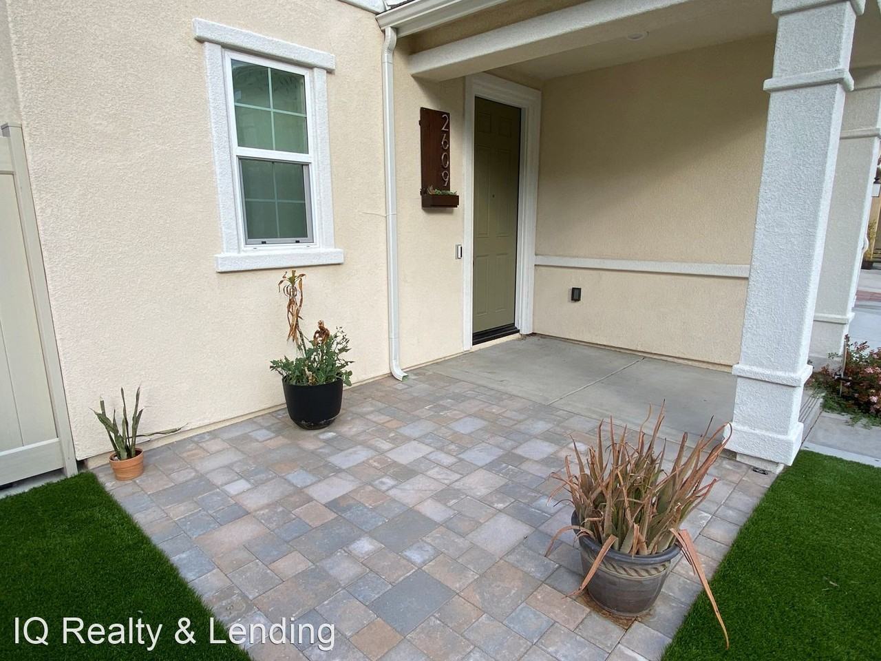 2609 Griffing Dr - Photo 3 of 25