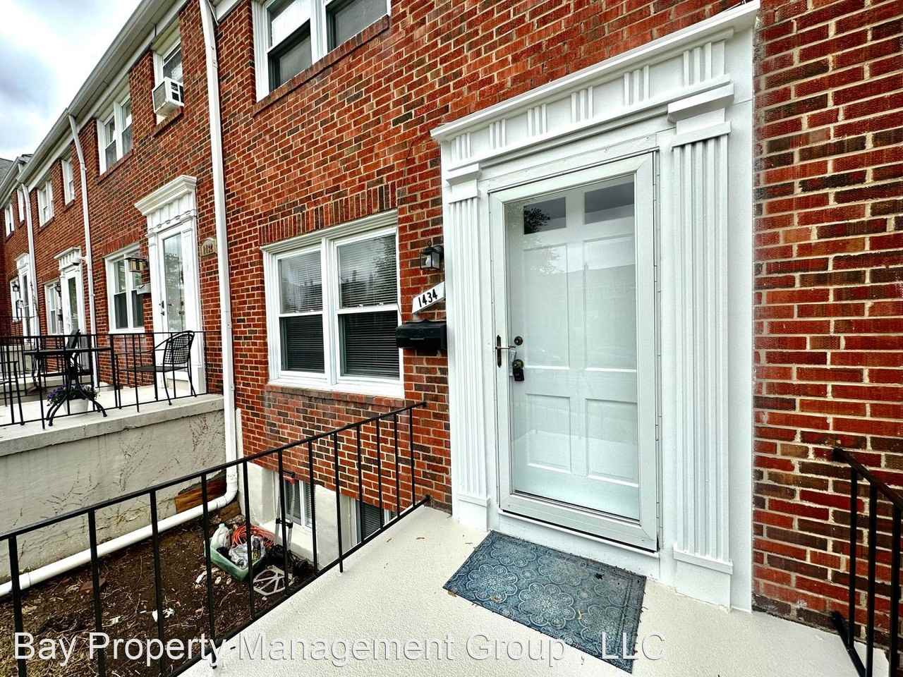 1434 Langford Rd - Photo 2 of 38