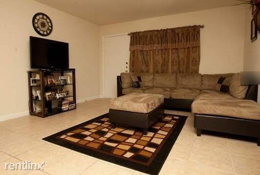 11726 W Bellfort Ave - Photo 3 of 13