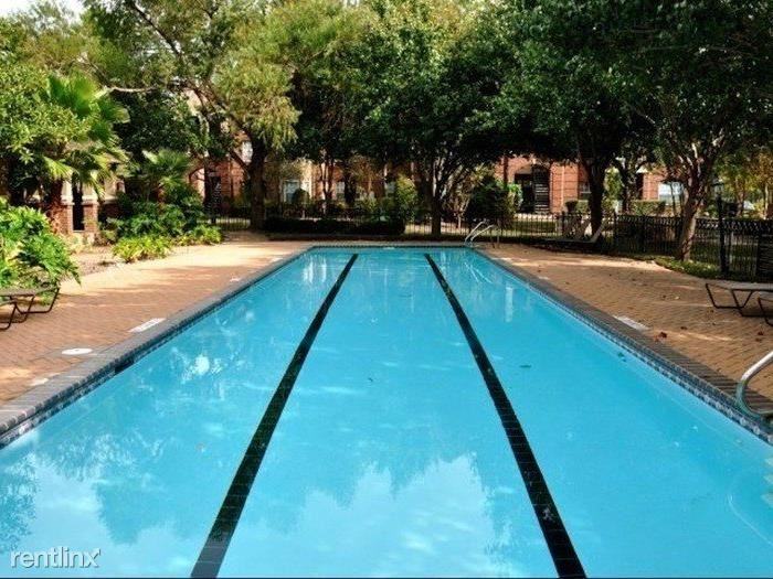 12920 Steeple Way Blvd - Photo 2 of 16