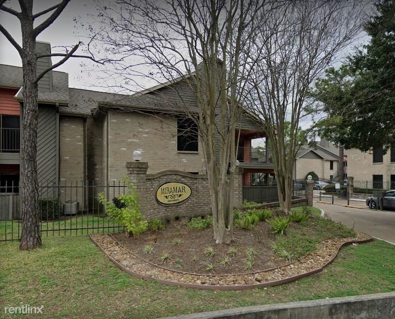 13150 Bissonnet St - Photo 2 of 10