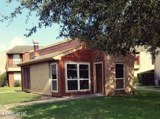 6425 Bankside Dr - Photo 2 of 15