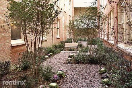 1015 S Jennings Ave - Photo 2 of 16