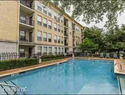 1015 S Jennings Ave - Photo 3 of 16