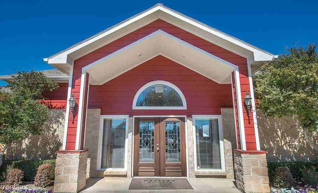 6700 Sandshell Blvd - Photo 3 of 28