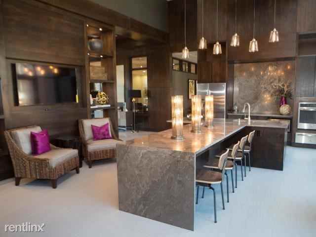 380 Vista Court Dr - Photo 3 of 18