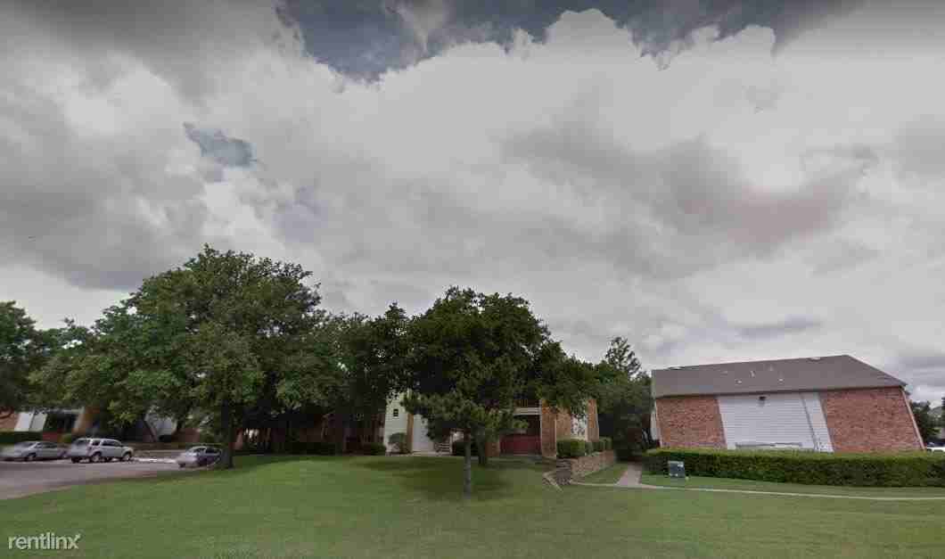 19200 Lyndon B Johnson Fwy - Photo 2 of 6