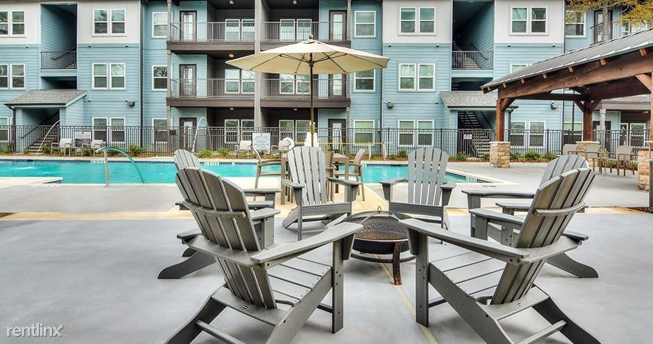 100 Creekwood Landing Dr - Photo 3 of 24