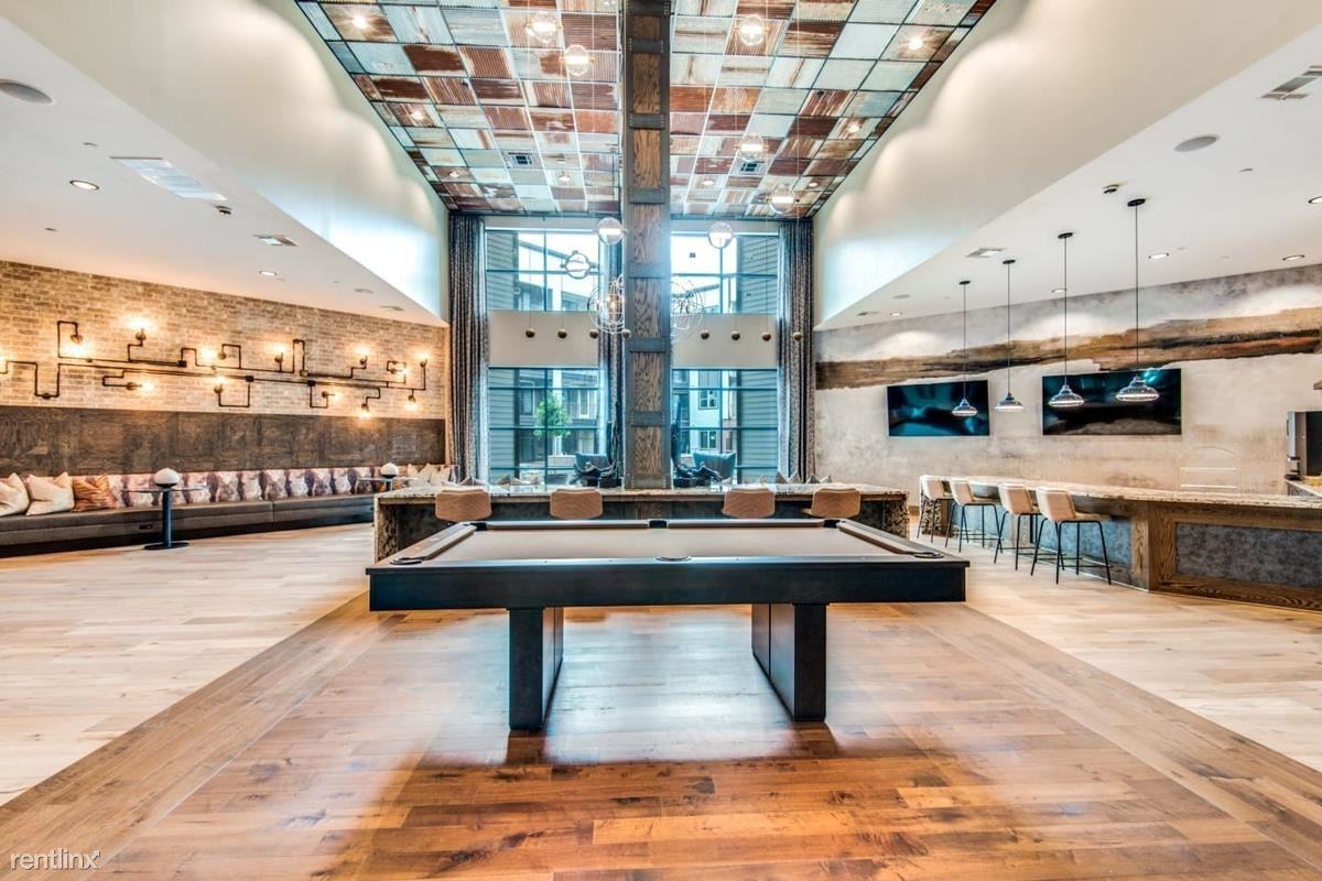 502 E College St - Photo 3 of 18