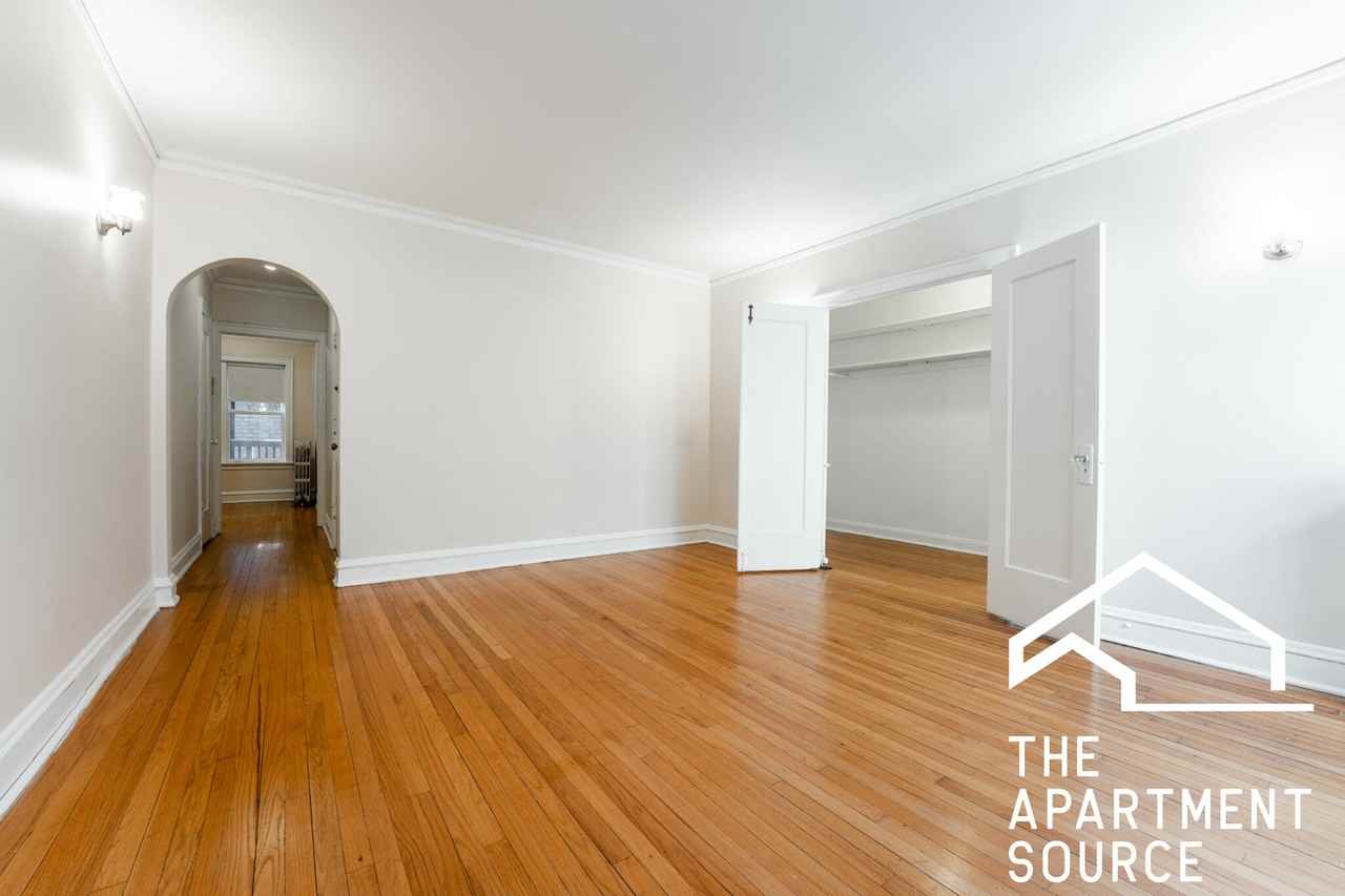 1608 W Sunnyside Ave #1S - Photo 3 of 9