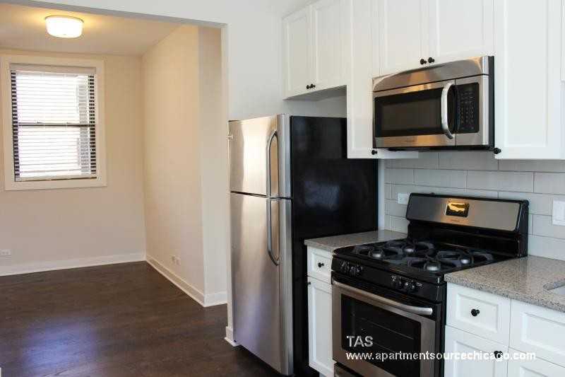 1606 W Belle Plaine Ave #1 - Photo 3 of 14