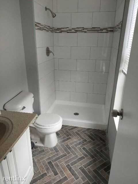 4201 Arbor Ct - Photo 3 of 11