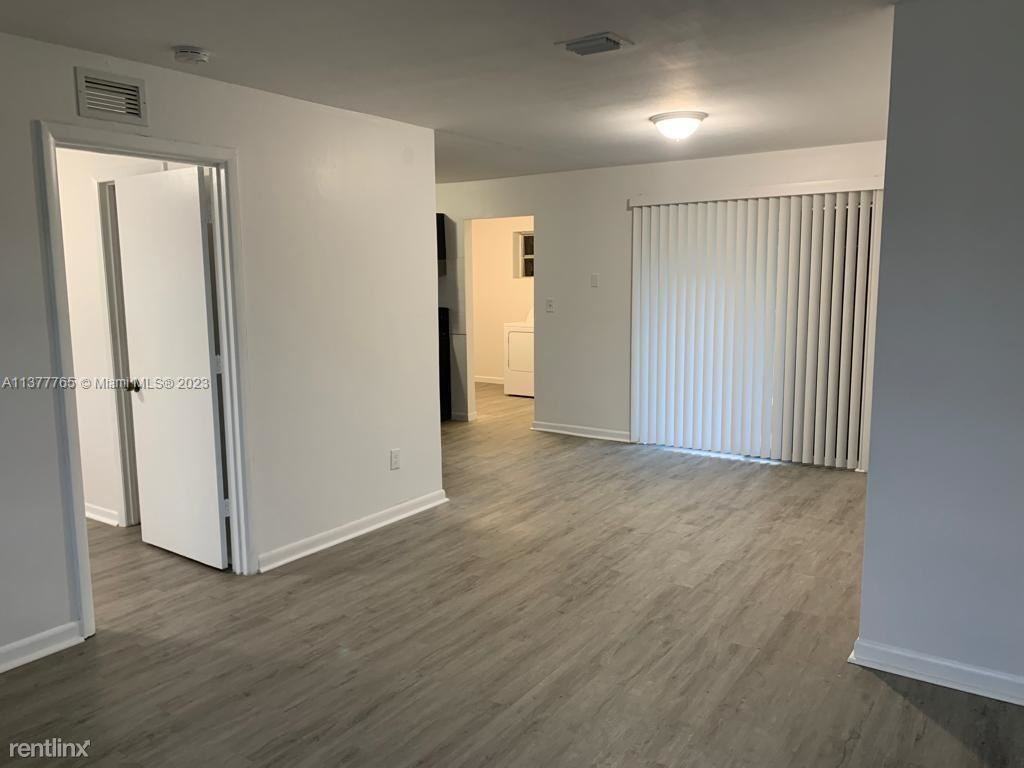 13801 Van Buren St - Photo 3 of 7