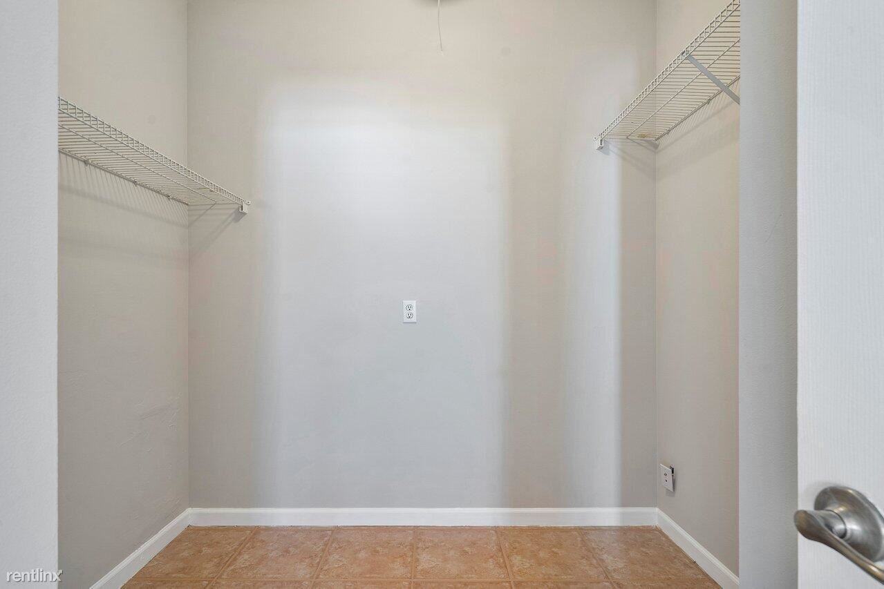 1468 Artimino Ln - Photo 3 of 23