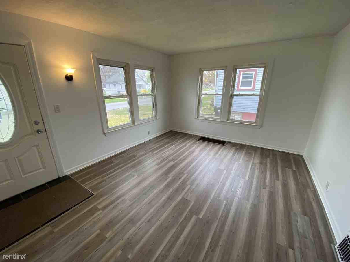 143 Amos St - Photo 3 of 8