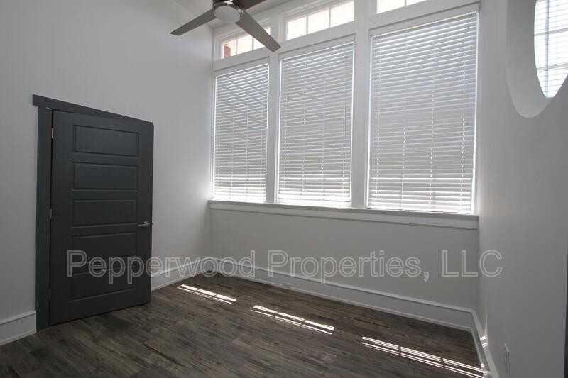 600 Magnolia St - Photo 7 of 20