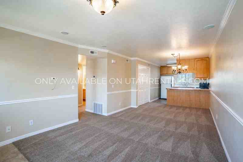 1512 Se - Photo 3 of 22