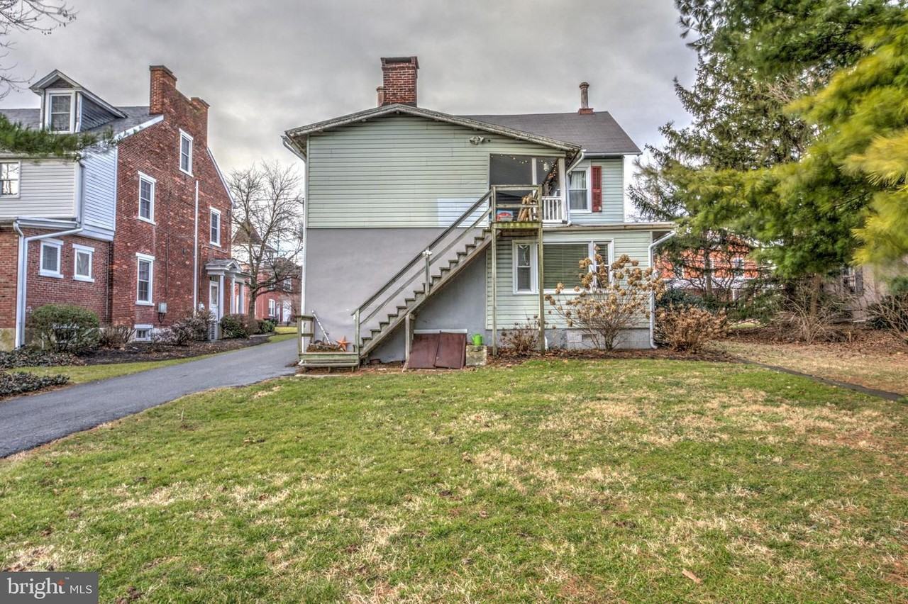 128 W Main St 2nd Fl - Photo 2 of 16