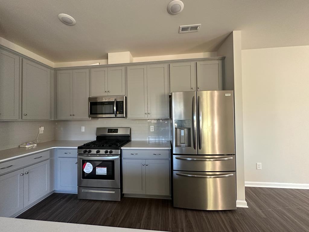 604 Rustic Path Ln - Photo 3 of 14