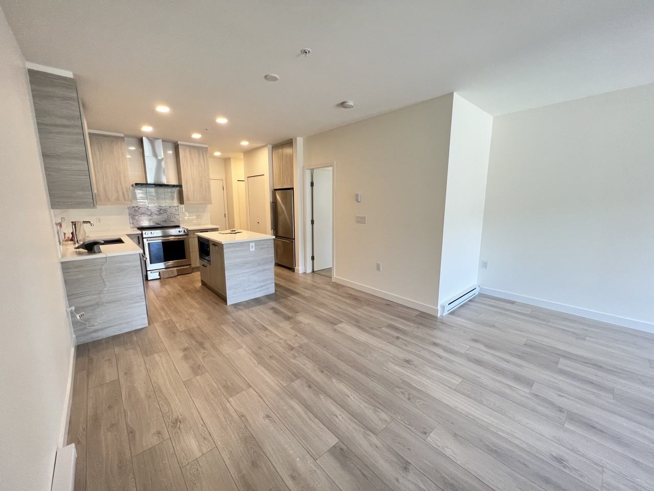 7579 16th Street #111 - Photo 4 of 19