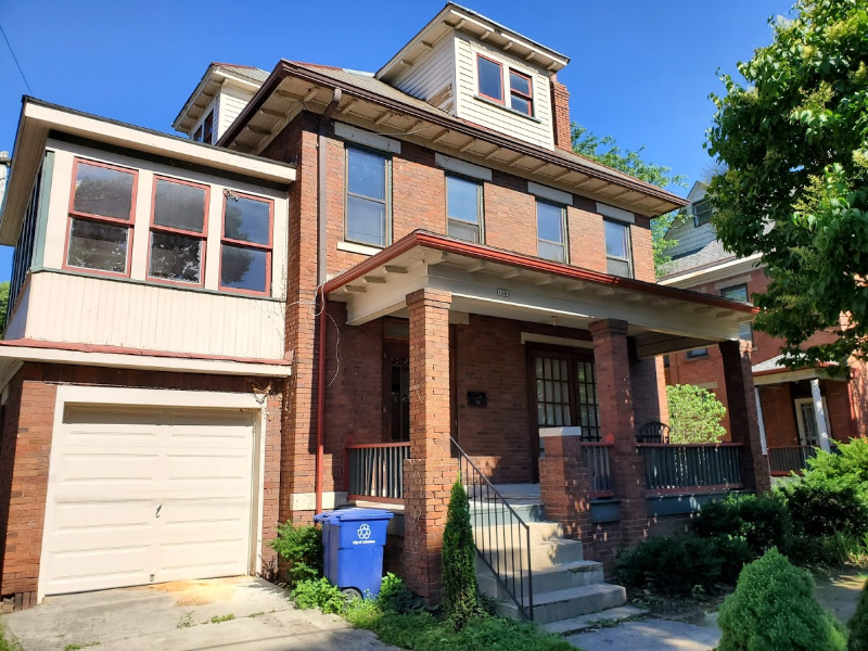 1323 Michigan Ave
