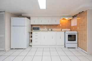429 Montrose Avenue - Photo 1 of 1