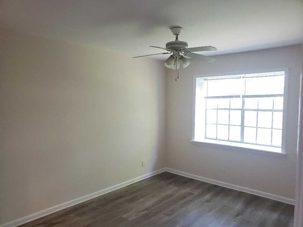 5808 Hunting Ridge Ln #J - Photo 5 of 15