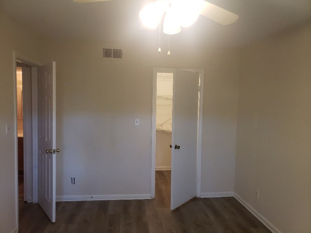 5808 Hunting Ridge Ln #J - Photo 6 of 15