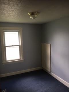 574 Maple St Uppr - Photo 3 of 10