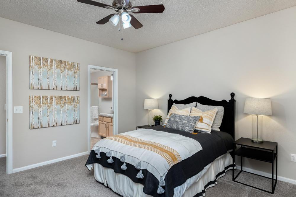 Bradford Pointe - Photo 6 of 38