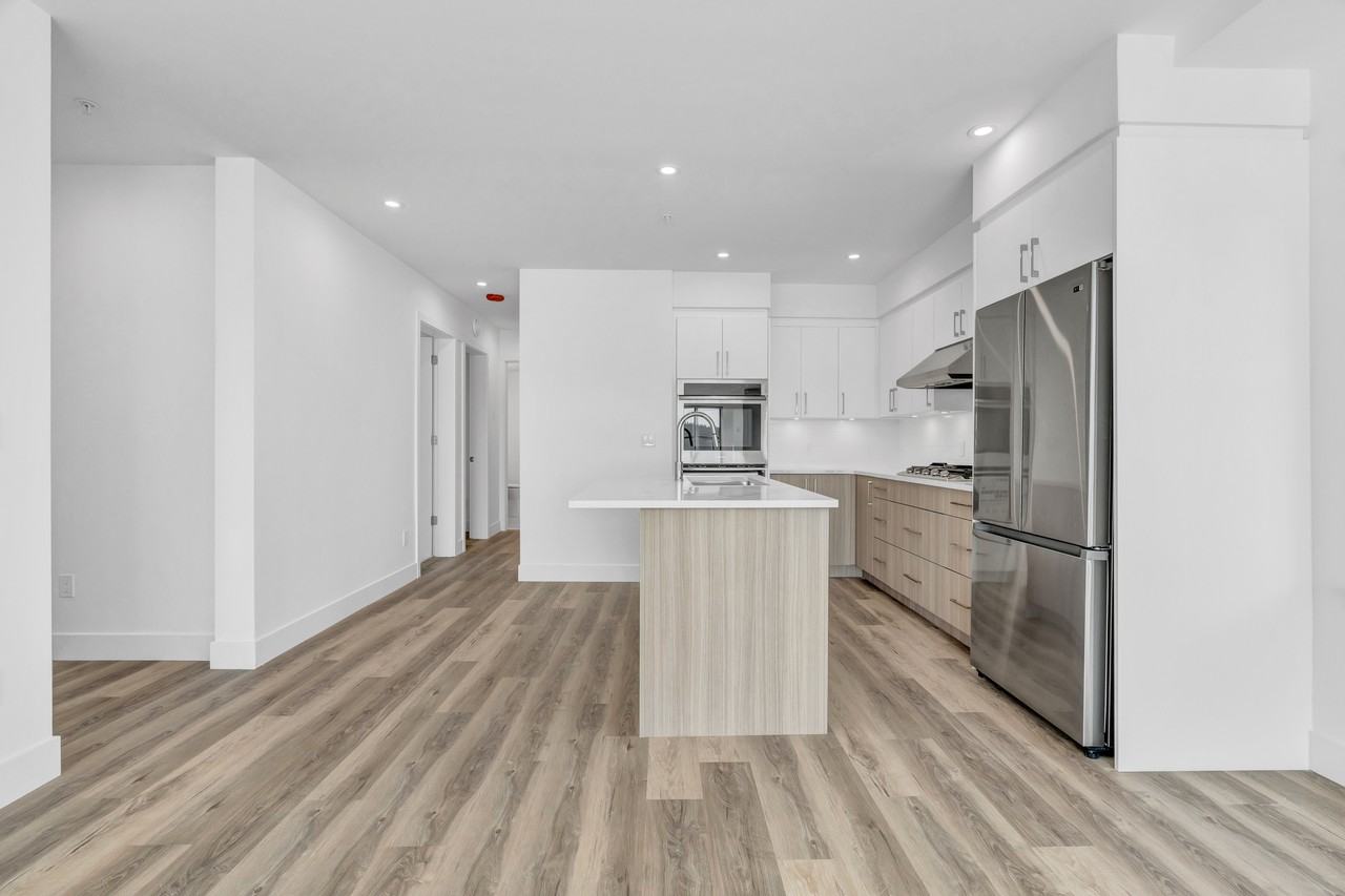 524 South Fletcher Road #102 - Photo 4 of 18