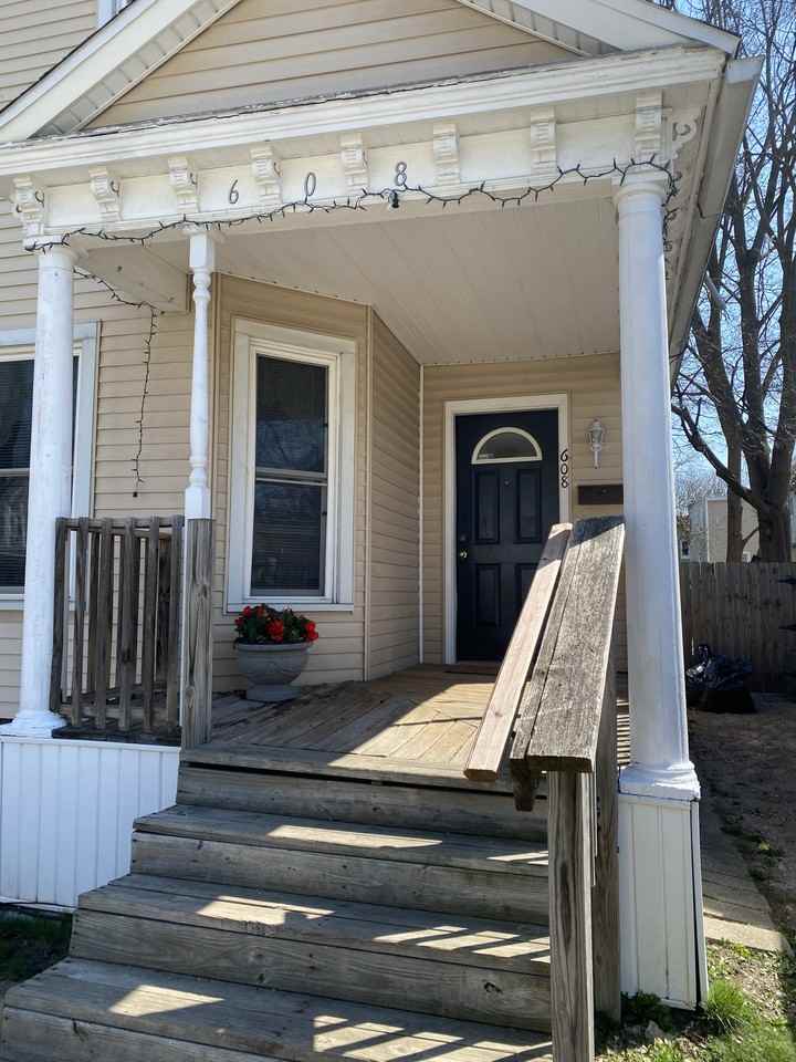 608 Fremont Ave Nw - Photo 3 of 23