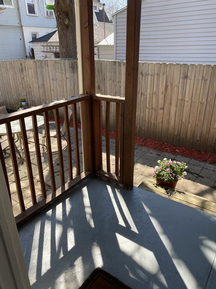 608 Fremont Ave Nw - Photo 4 of 23