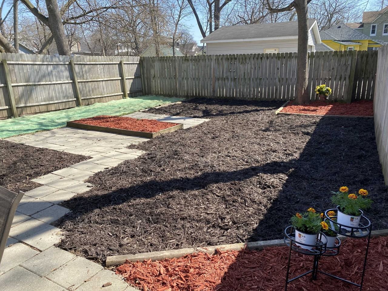 608 Fremont Ave Nw - Photo 5 of 23