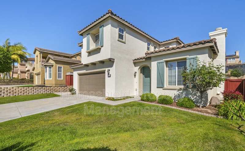 315 Avenida Marlina - Photo 3 of 37