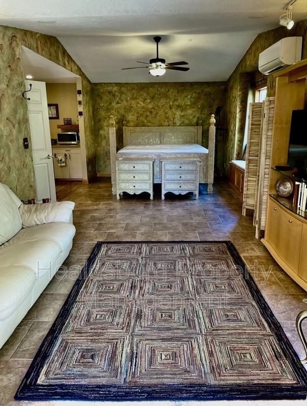 126 Espana Way #A - Photo 2 of 15