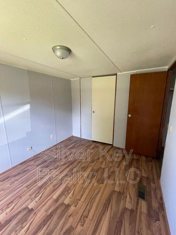 270 County Rd #1117 - Photo 6 of 7