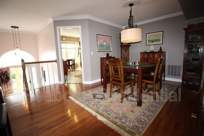 2112 Patty Ln - Photo 3 of 23