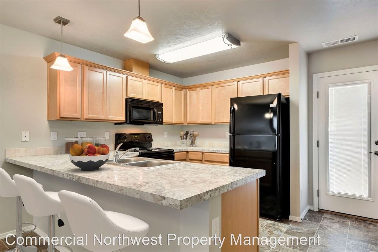 Westborough Apartments - Photo 2 of 11