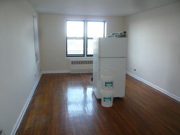 East 13th Street and avenue z - Photo 3 of 4