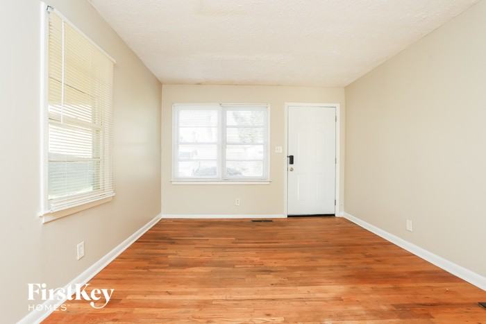 297 Reed St - Photo 2 of 15