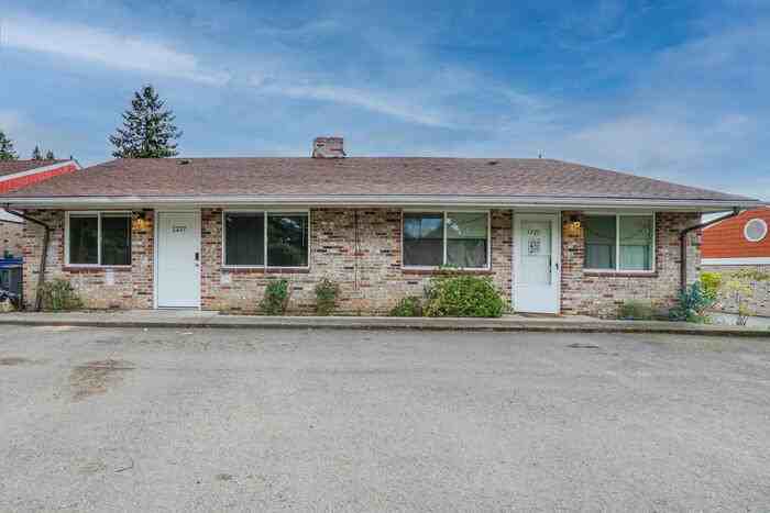 1239 N Garrison Rd #1239 - Photo 3 of 21