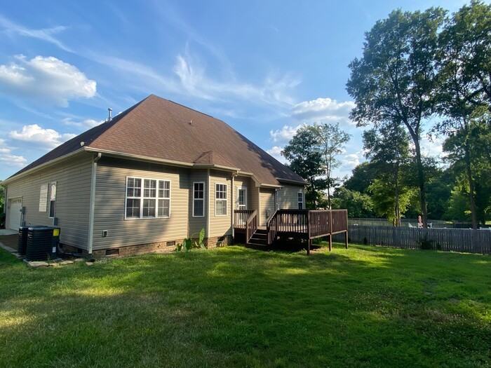 2825 Loxdale Farms Dr - Photo 3 of 22