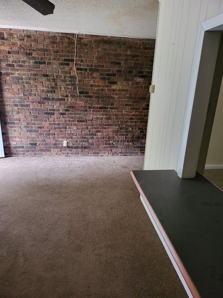 415 E Bard Ave #8 - Photo 3 of 4