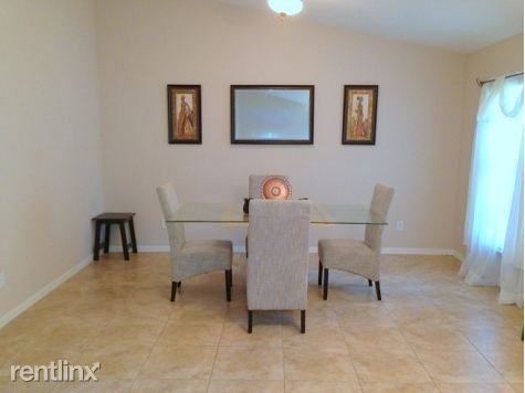 5311 Windbrush Dr - Photo 2 of 10