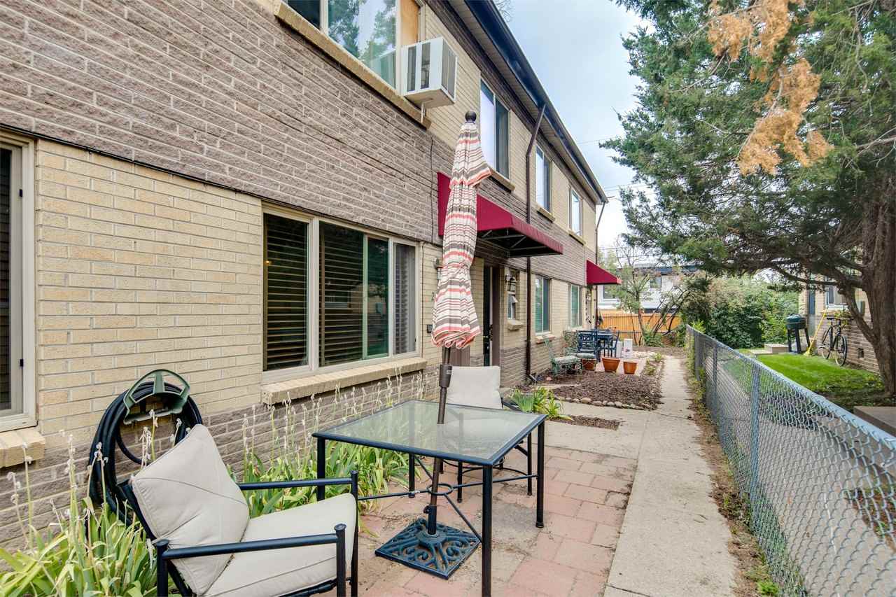 220 S Holly St #2 - Photo 7 of 18