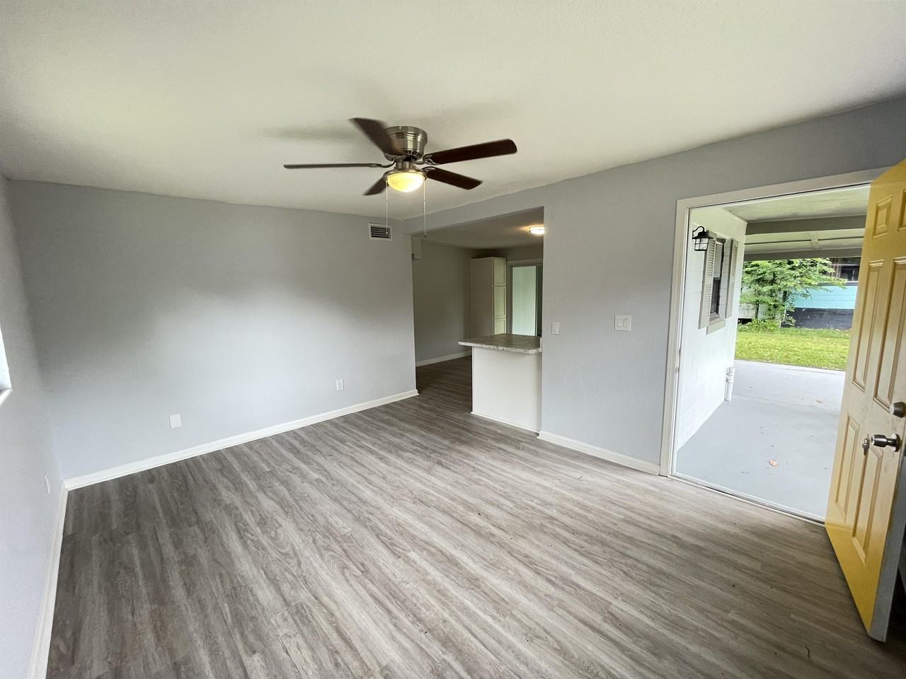 2929 West 5th Street #1 - Photo 3 of 14